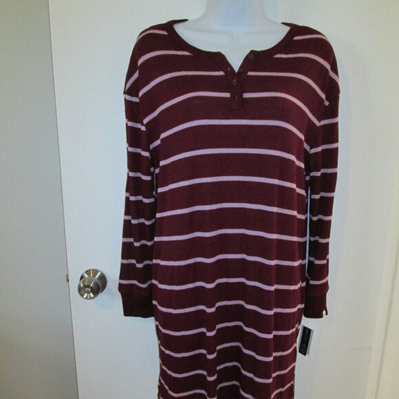 Gap Body Henley Dorm Long-Sleeve Sleepshirt G1086XDLMA Red Striped NWT M - Picture 3 of 6